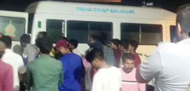 बड़ा सड़क हादसा, वाहनों की आमने-सामने टक्कर ,मौके पर मच गई चीख-पुकार