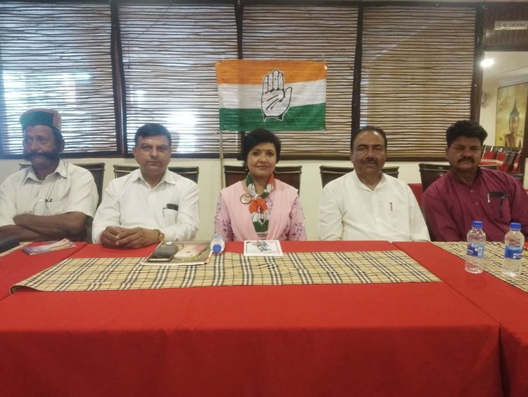 कांग्रेस प्रवक्ता अनुपमा ने प्रतिभा सिंह के परिवारवाद पर दिए बयान पर किया बचाव 