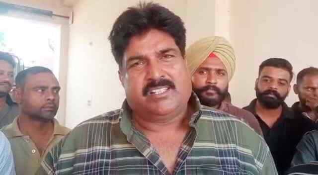जालंधरः हड़ताल पर गए फायर बिग्रेड के कर्मचारी, प्रशासन को दी ये चेतावनी