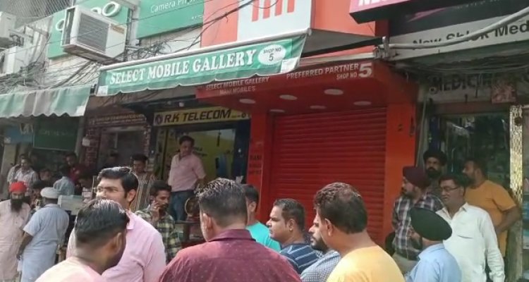 पंजाबः दिन दिहाड़े पुलिस मुलाजिम की रिवाल्वर से चली गोली, युवक घायल
