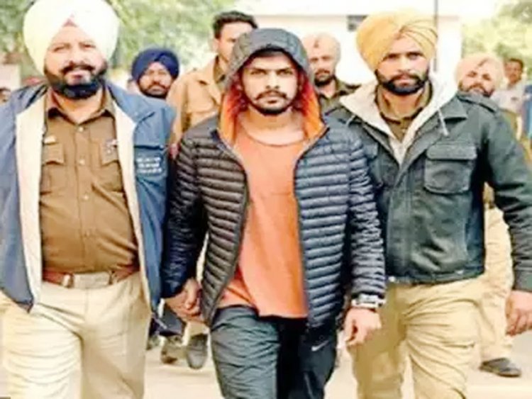 जालंधर पुलिस को मिला गैंगस्टर लॉरेंस बिश्नोई का ट्रांजिट रिमांड, जाने कब करेगी कोर्ट में पेश