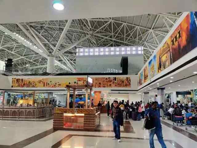 फेक वीजा के साथ जालंधर का युवक एयरपोर्ट से गिरफ्तार