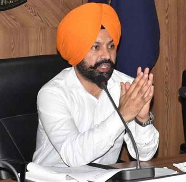 जालंधरः स्कूल में परीक्षा केंद्रों को लेकर डीसी ने जारी किए आदेश, 144 धारा लागू