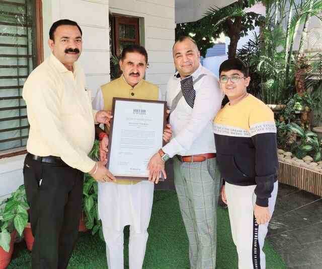 दून का नाम वर्ल्ड बुक ऑफ रिकॉर्ड यूके लंदन में दर्ज