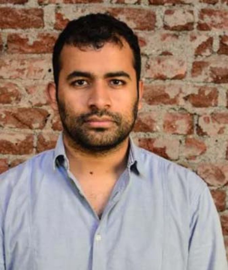 ED ने AAP के कम्युनिकेशन इंचार्ज विजय नायर सहित 2 को लिया हिरासत में 