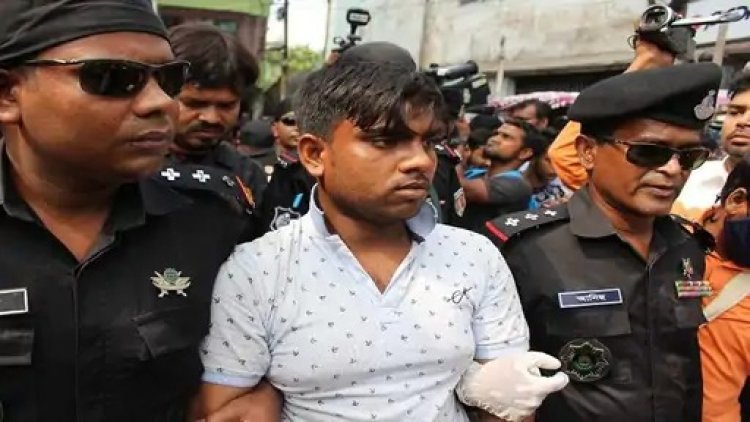 प्रेमी ने लड़की का सिर काट लाश के टुक्ड़े कर नाले में बहाया…