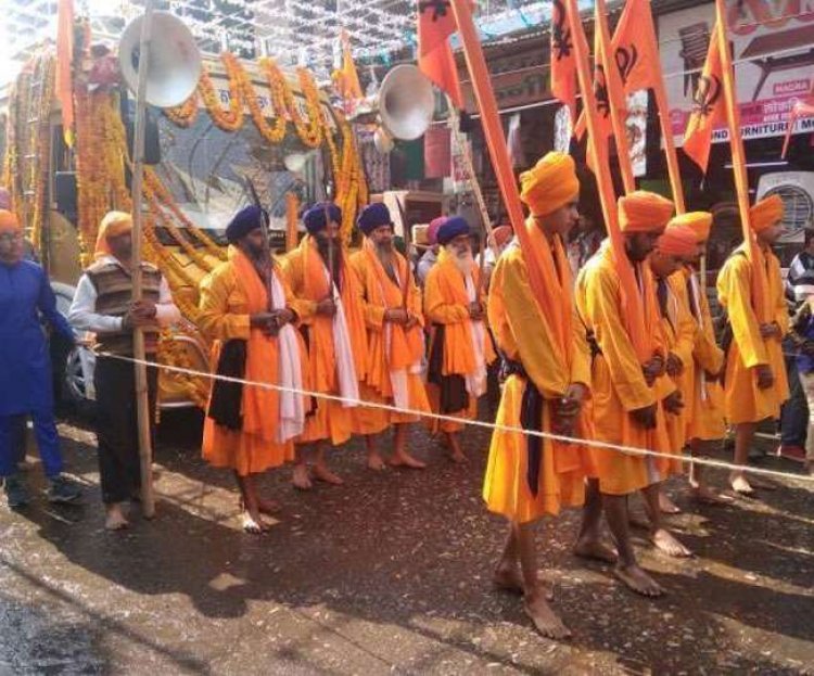जालंधर: श्री गुरु तेग बहादुर जी के शहीदी दिवस को लेकर शहर में नगर कीर्तन का आयोजन 