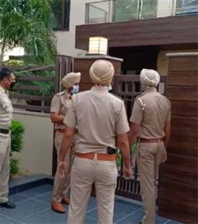 पंजाबः नायब तहसीलदार भर्ती घोटाले में CIA टीम की रेड