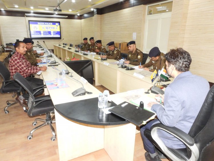 जिला अपराध बैठक बददी में लंबित मामले निबटाने के निर्देश