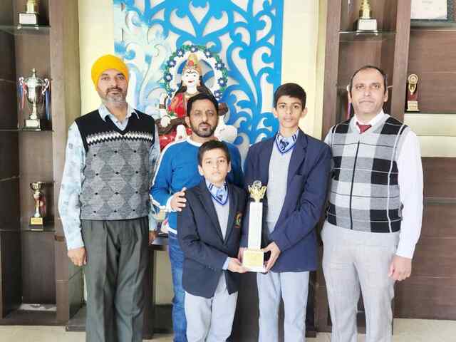 नेशनल चैस चैंपियनशिप में वशिष्ट पब्लिक स्कूल के दो बच्चों का हुआ चयन