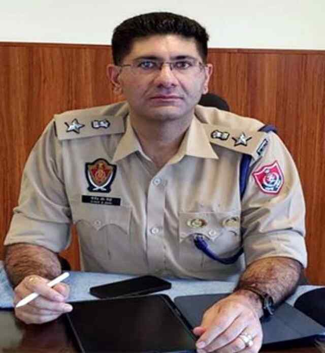 पंजाबः गैंगस्टर लारेंस गैंग के चार शूटर गिरफ्तार, पिस्तौल और हथियार बरामद