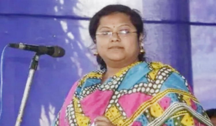 ED ने सीएम की उप सचिव को किया गिरफ्तार 