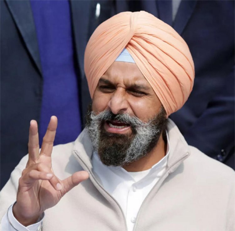 पंजाबः मजीठिया ने गोल्डी बराड़ की गिरफ्तारी को लेकर सीएम मान पर साधा निशाना, देखें वीडियो