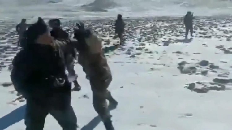 LAC में घुसे चीन के 300 सैनिक, भारतीय सेना ने किया पलटवार, देखें वीडियो 