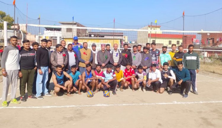 दो दिवसीय प्रखंड स्तरीय खेल कूद प्रतियोगिता शुरू