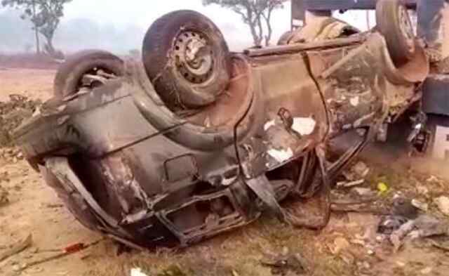 बस्ती में भीषण सड़क हादसे में 3 लोगों की मौत