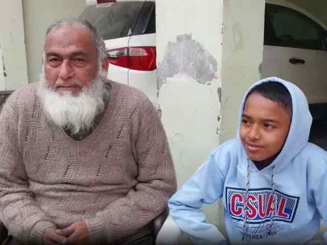 भीख मांग रहे बच्चे की खुली किस्मत, रातों-रात बना लखपति