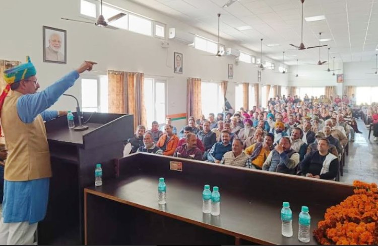 कार्यकर्ताओं ने सिर आंखों पर बिठाया सतपाल सत्ती