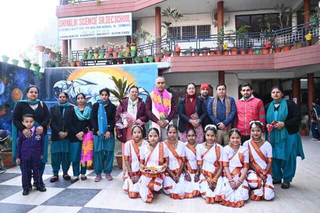 शिवालिक स्कूल में मनाया वार्षिक समारोह