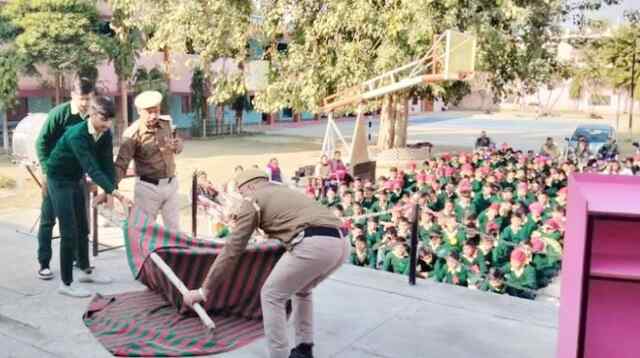 आपदा कभी भी आ सकती है अलर्ट रहें
