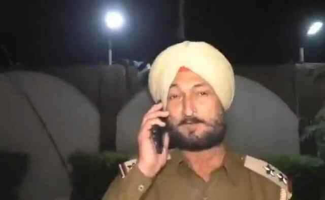 पंजाब: चोरों ने पुलिस को बनाया शिकार, SHO की बाइक ले हुए फरार, देखें वीडियो