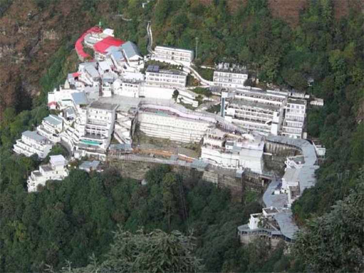नए साल पर मां वैष्णो देवी के दर्शन को लेकर श्राइन बोर्ड और पुलिस प्रशासन ने किए नियम लागू