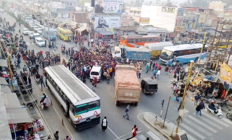क्षेत्रीय अस्पताल में दाखिल महिला की डिलीवरी के बाद बिगड़ी तबीयत