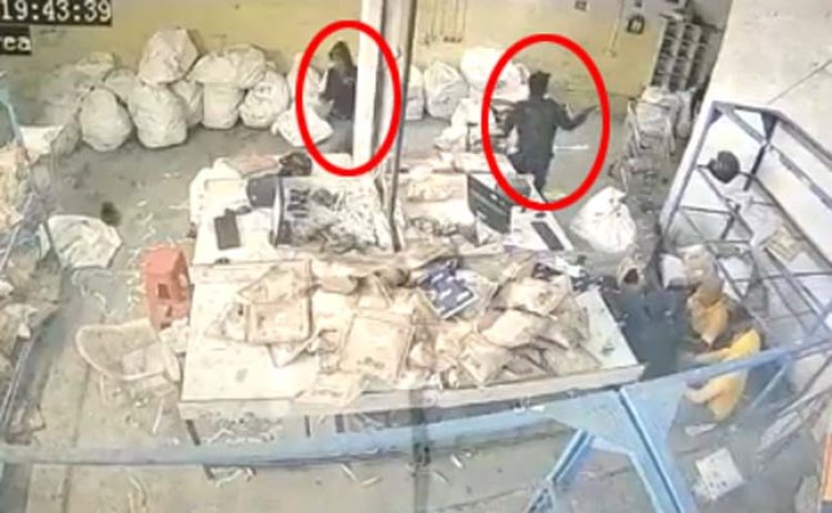 पिस्तौल के बल पर Flipkart’s के दफ्तर में साढ़े पांच लाख रुपए की लूट, देखें CCTV