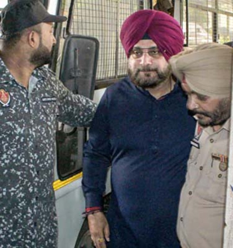 पंजाबः अच्छे व्यवहार वाले 51 कैदियों की सूची में नवजोत सिद्धू का नाम शामिल, इस दिन होंगे जेल से रिहा