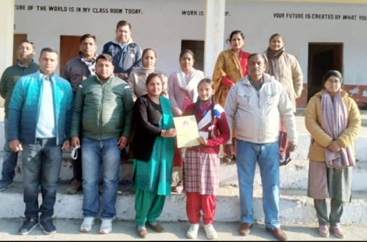 अंतरराष्ट्रीय जंबूरी कल्चरल एक्टीविटीज से स्कूल पहुंचने पर मानसी राणा का किया स्वागत 