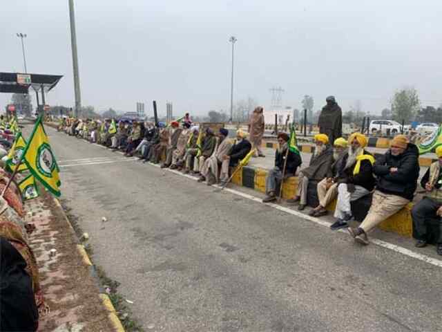 पंजाबः इस टोल प्लाजा को किसानों ने करवाया फ्री