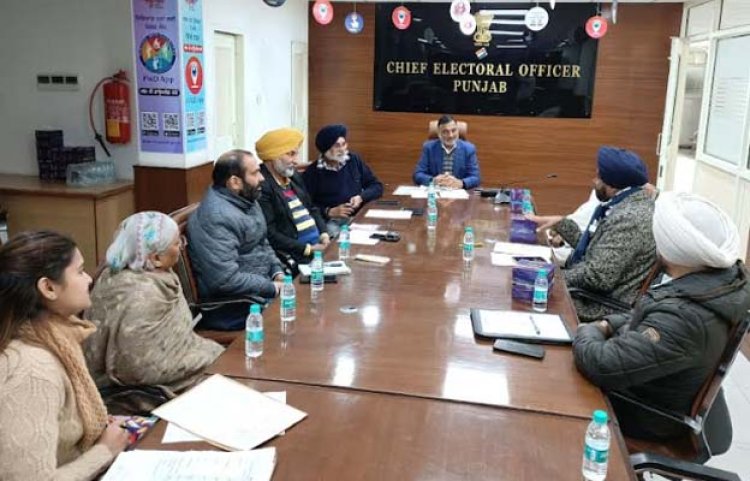पंजाबः अगर आपने भी आधार कार्ड को वोटर कार्ड से नहीं करवाया लिंक तो पढ़ें ये अहम खबर