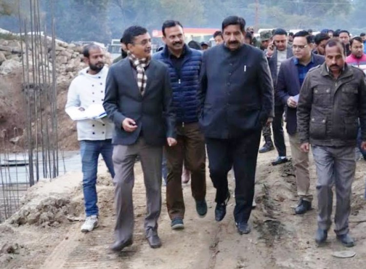 उप-मुख्यमंत्री ने निर्माणाधीन बस डिपो तथा अंतर्राज्यीय बस अड्डा का निरीक्षण किया