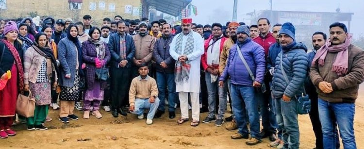 हटली स्कूल के छात्र दो दिवसीय टूर पर रवाना