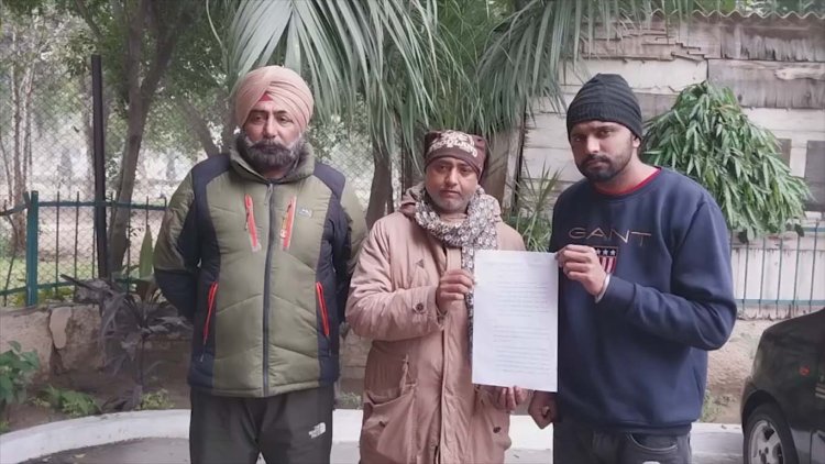 जालंधरः नकली वीजा लगा 2 एजेंटों ने मारी 40 लाख की ठगी, हुए फरार, देखें वीडियो