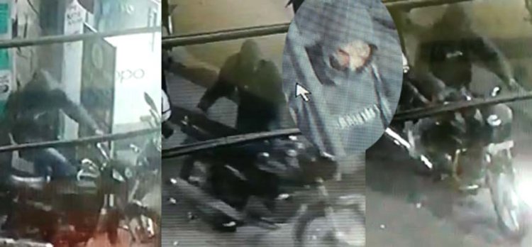 जालंधरः बाजार से बाइक ले फरार चोर, देखें CCTV