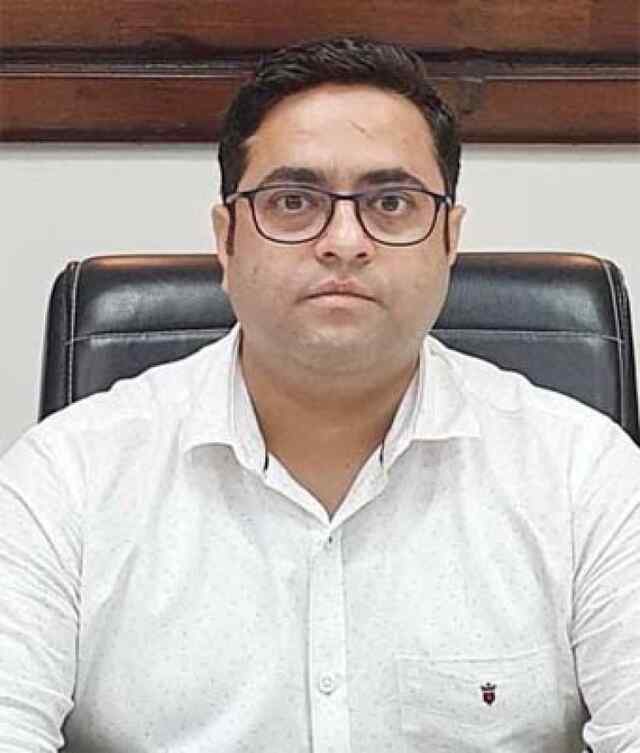 कपूरथलाः DC ने तत्काल प्रभाव से पटवारी को किया सस्पेंड