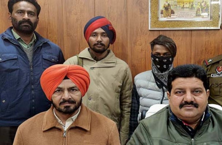 पंजाबः करोड़ों रुपए की हेरोइन सहित एक गिरफ्तार, साथी फरार