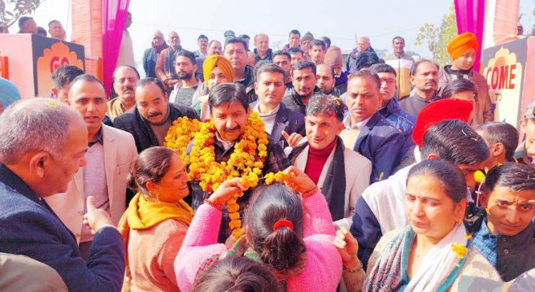गुणवत्तापूर्ण शिक्षा उपलब्ध करवाना प्रदेश सरकार की प्राथमिकताः मुकेश अग्निहोत्री