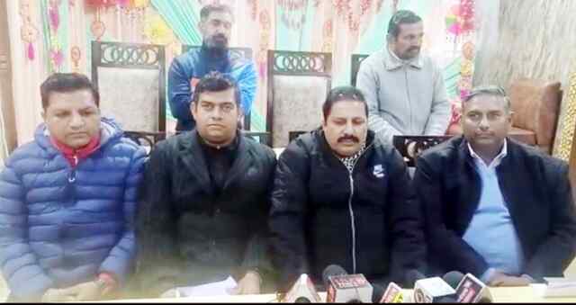 प्रदेश फुटबॉल संघ अपनी कार्यप्रणाली में सुधार करे ; वीरेंद्र मनकोटिया 