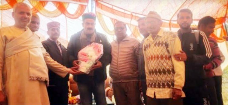 देवेन्द्र भुट्टो ने तनोह के कैहलवीं में सुनी जन समस्याएं