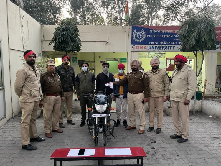 जालंधरः नकली लाइटर खिलौना दिखाकर लोगों से करते थे लूट, तीन चढ़े पुलिस के हत्थे