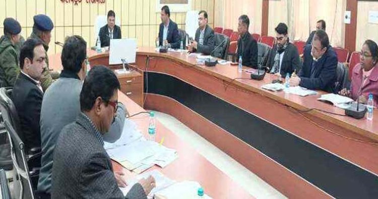 डीएम का आदेश, स्कूल वाहन से हादसा होने पर ड्राइवर होगा बाहर