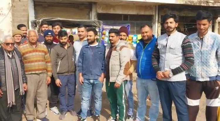 गन्दे पानी ने खराब करदी किसानों की उपजाऊ जमीन