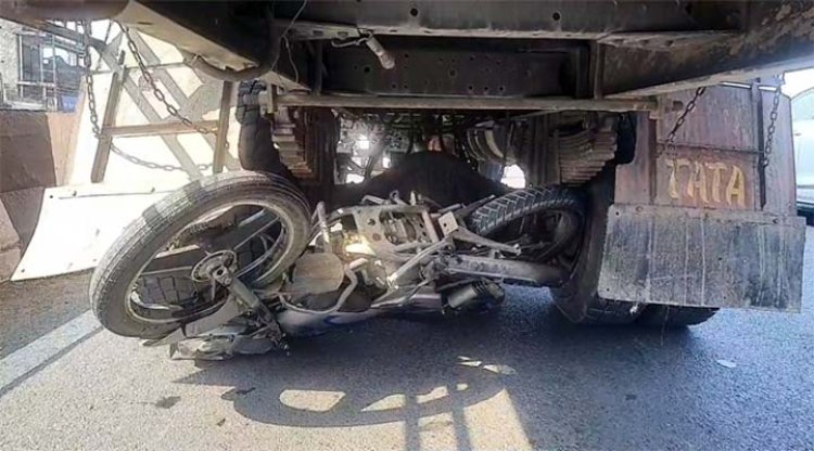 पंजाबः माथा टेकने जा रहे 3 युवक हुए सड़क हादसे का शिकार