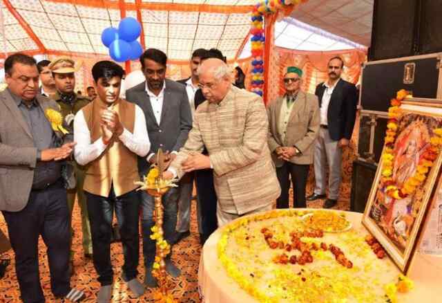 राज्यपाल ने विद्यार्थियों को नैतिक शिक्षा प्रदान करने पर बल दिया