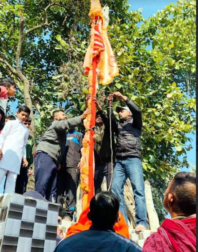 सलोह के बाबा भरथरी मंदिर में विशाल भंडारे का आयोजन