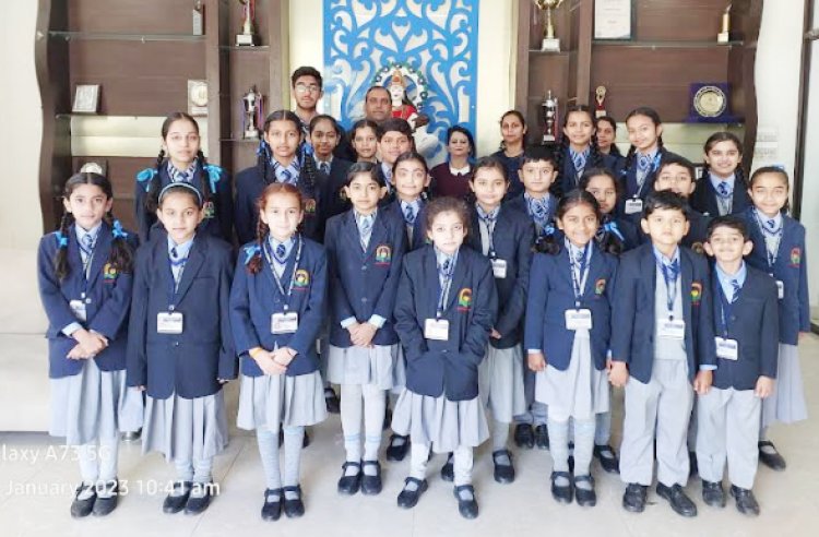 वशिष्ट पब्लिक स्कूल में विभिन्न प्रकार की प्रतियोगिताओं का हुआ आयोजन