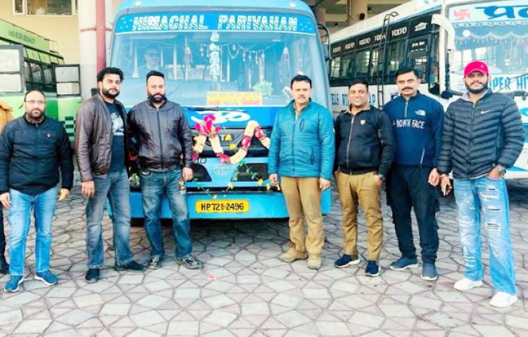 नैणमां वाया दुलैहड बस चलवाने पर उप मुख्यमन्त्री मुकेश अग्निहोत्री का आभार व्यक्त 