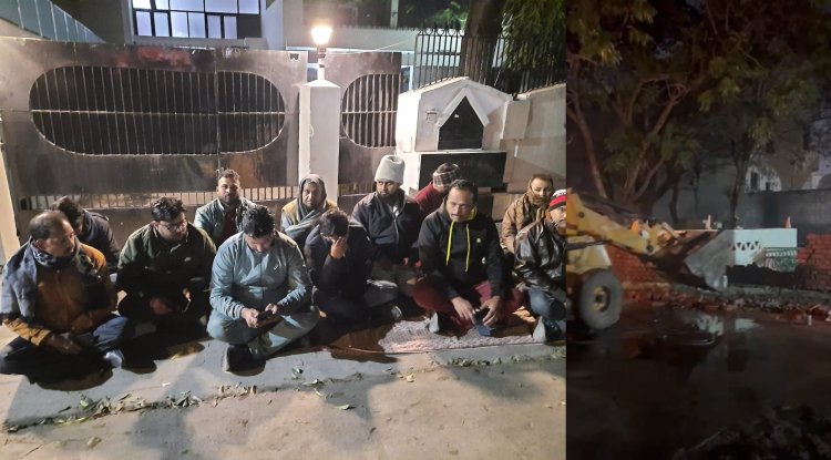 निगम की कार्रवाई: दरगाह की दीवार पर चलाई डिच, देखें वीडियो